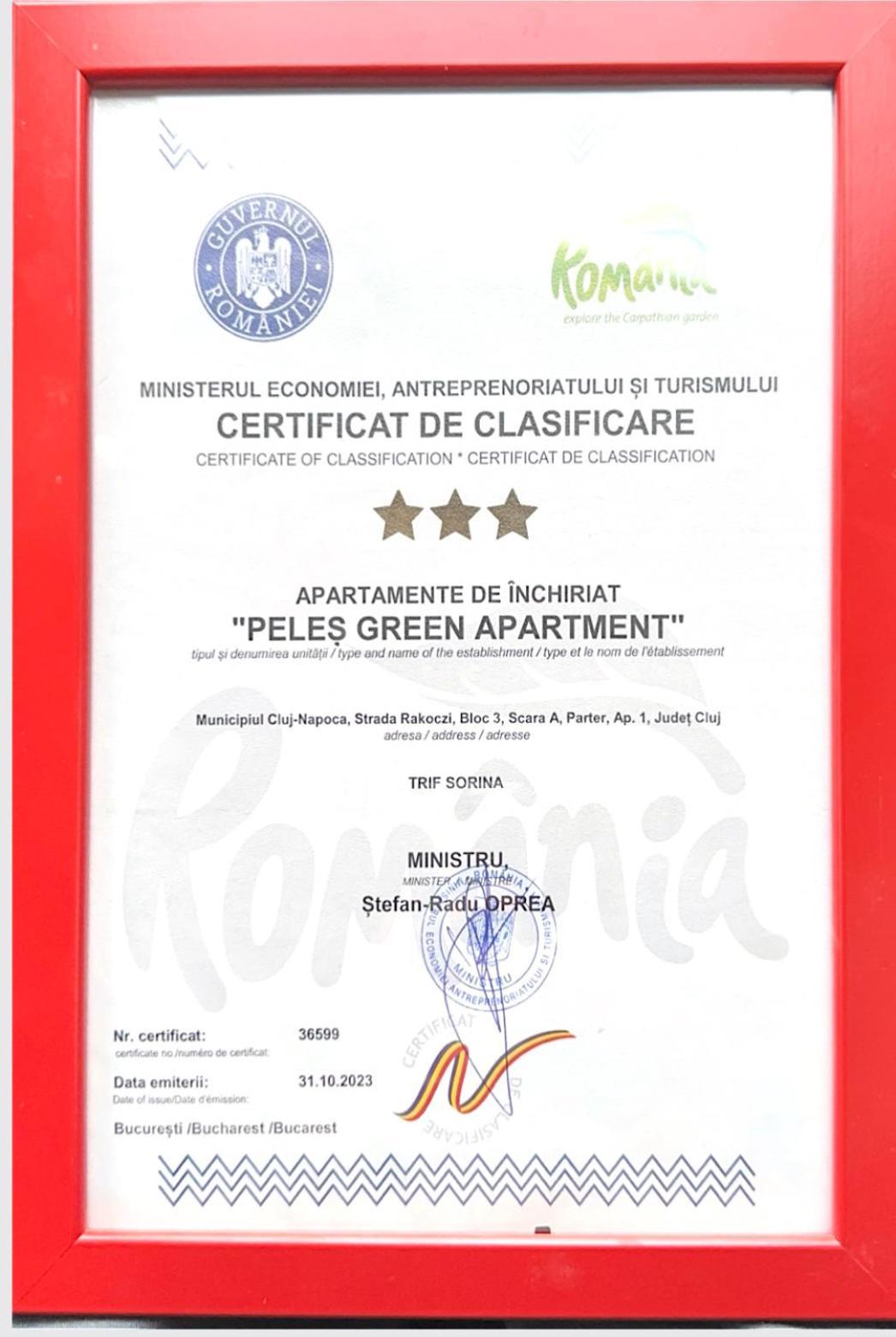 Peles Green Apartment & Piano คลูจ-นาโปกา ภายนอก รูปภาพ