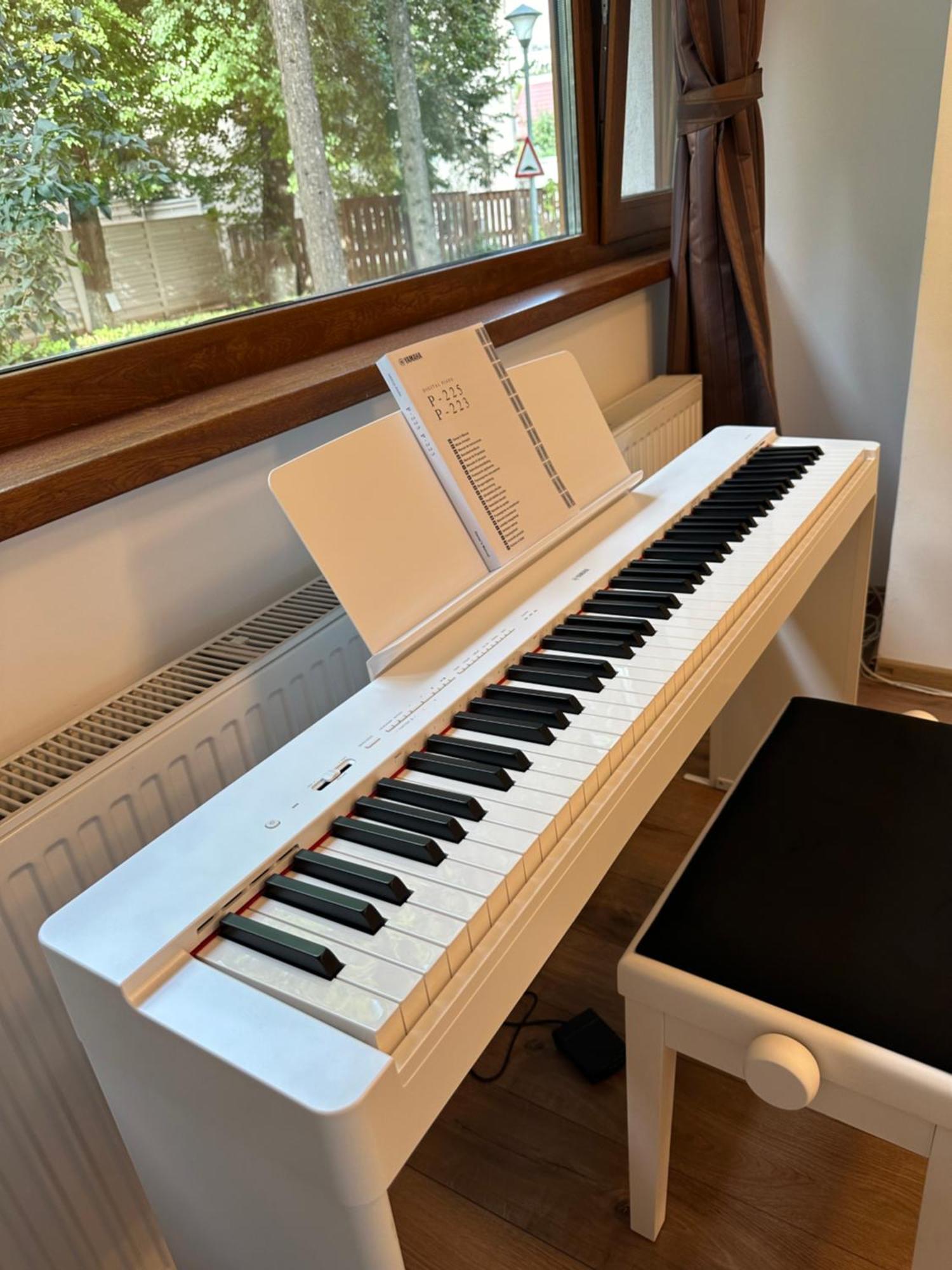 Peles Green Apartment & Piano คลูจ-นาโปกา ภายนอก รูปภาพ